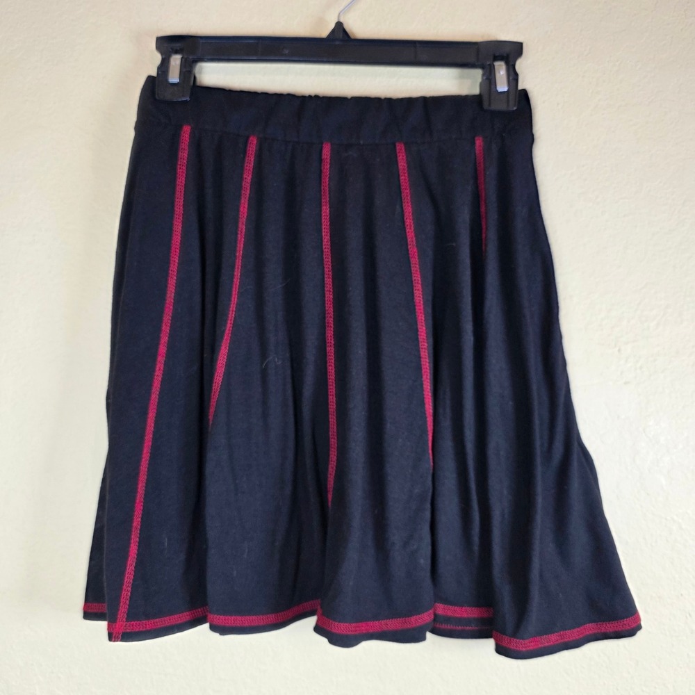 Hot Topic Black Red Stitch Flared Skirt Midi Size Medium Pockets goth stripe cos